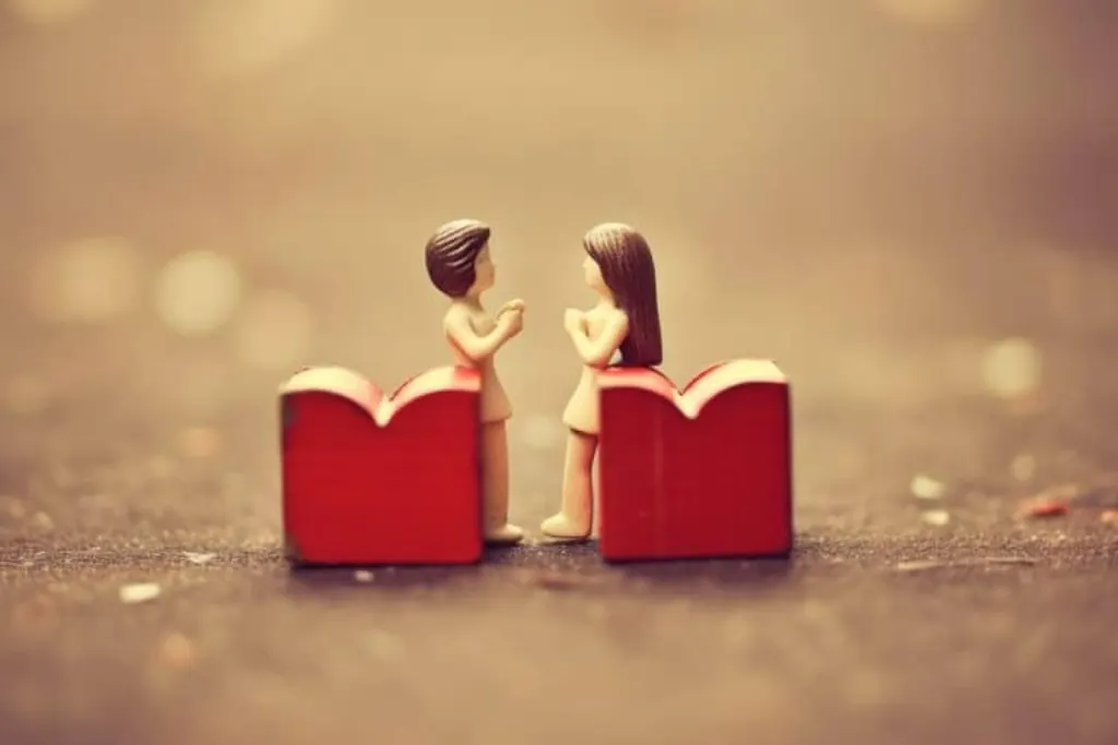 Ils ne vous écoutent pas ? Ces études prouvent que c'est peut-être un signe d'amour !
