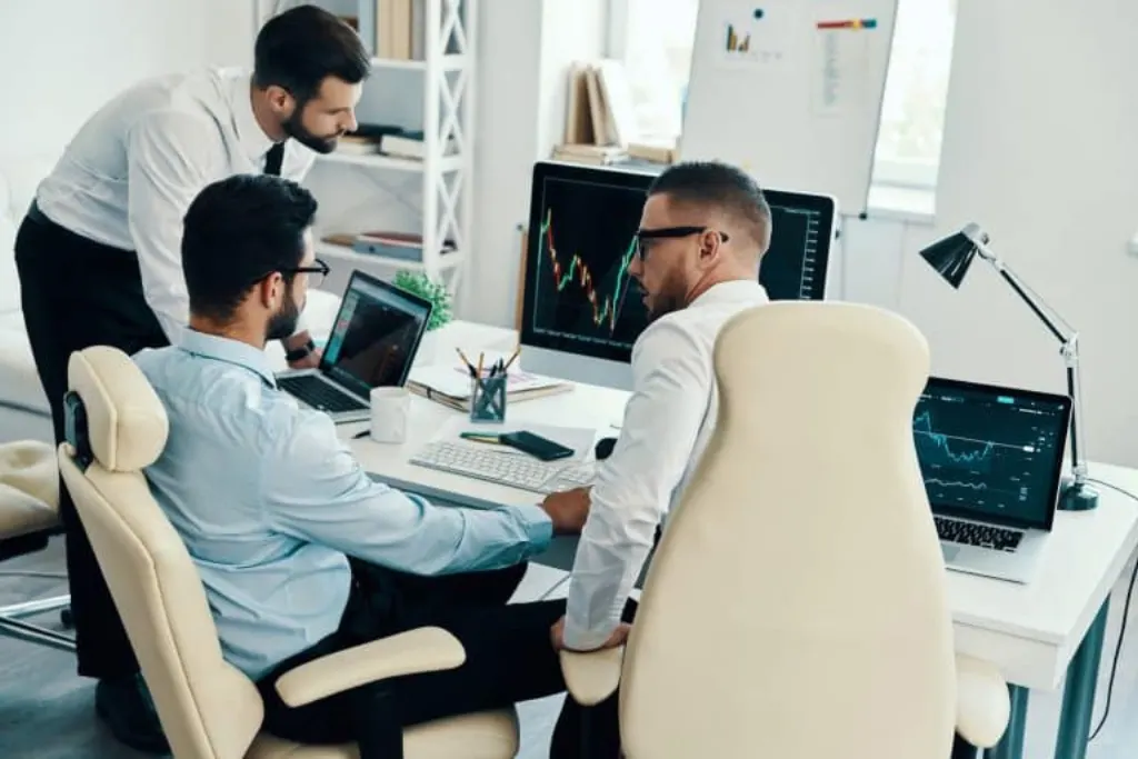 bilan de compétences, développement professionnel, gestion de carrière, évaluation des compétences, planification de carrière